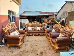 Luxury 7 Seater Living Room Leather Sofa Chair.