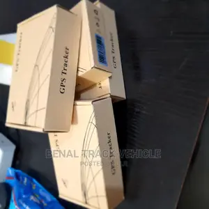 AIKA Gps Tracker for Car Security