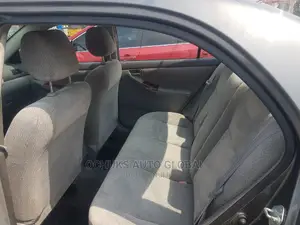 Toyota Corolla 2004 Gray