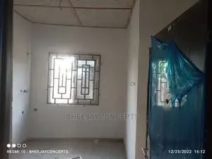 Wall Screeding