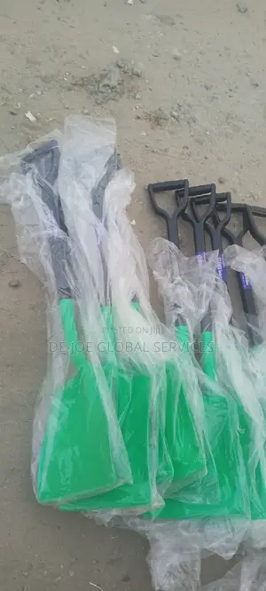 Non - Spark Plastic Shovel for Use at Hazardous Area
