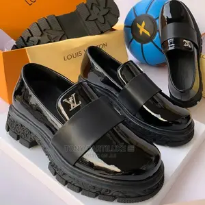 Louis Vuitton Men Designer Shoes
