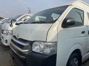 Toyota HiAce 2012 White