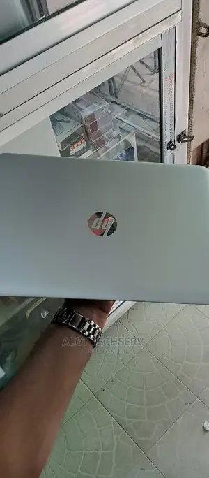 Laptop HP EliteBook 1040 G3 16GB Intel Core I5 SSD 256GB