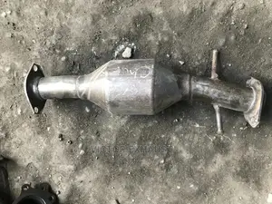 Centre Catalyst Lexus RX 350 2012 Model