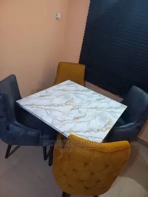 4 Seater Dinning Set Up for Grab