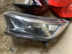 Headlight 2020 Honda CR-V
