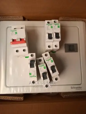 D4 Single Face Distribution Board Schneider