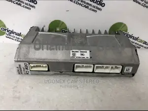 2013-16 Toyota Avalon Factory JBL Amplifier