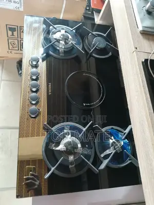 4 Gas and One Hot Plate Cooker Hob