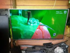 Uk Used Phillips 50" Uhd Android Smart Tv With Amblight Back
