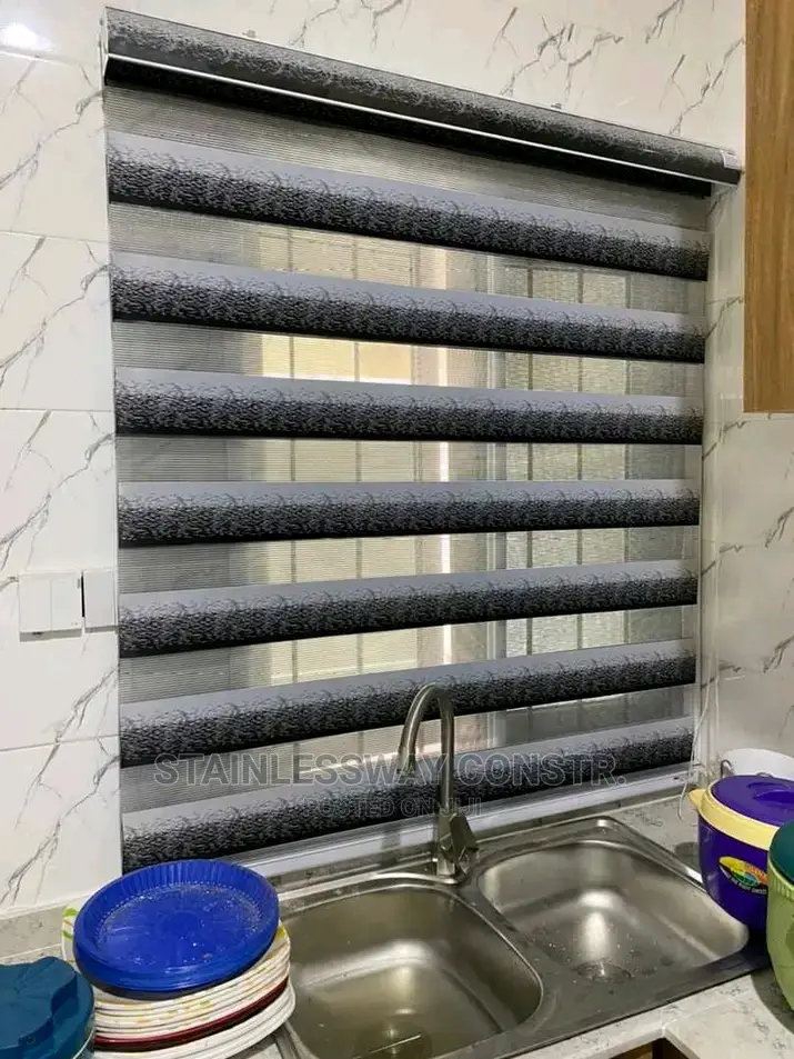 Window Blind Venz
