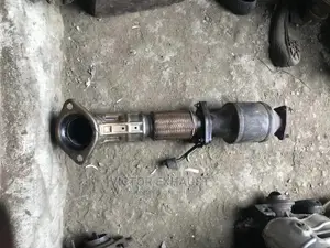 Centre Catalyst Honda Accord 2008 Model 4plug
