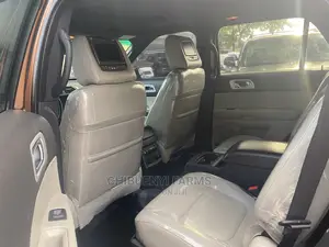 Ford Explorer 2011 Brown