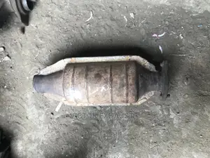 Centre Catalyst Converter Hyundai Sonata 2009 4plug