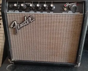 Fender Frontman 15G