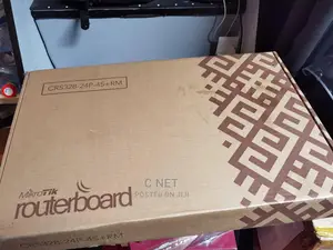 Mikrotik CRS 328-24p-4s+Rm