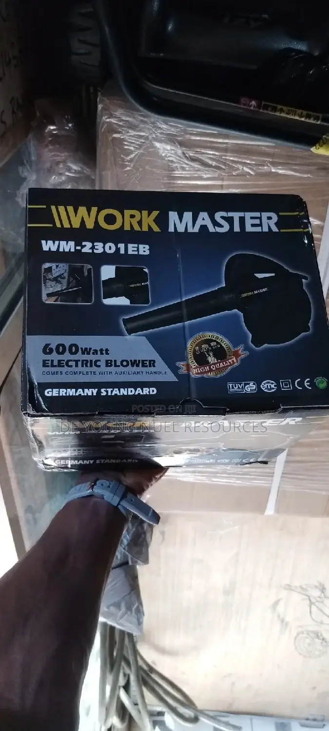 Blow and Suck Work Master Blower