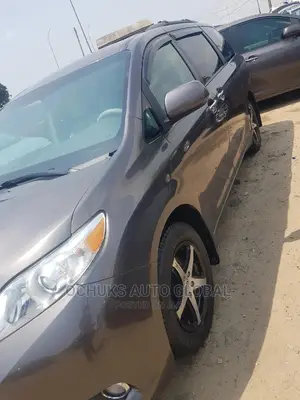Toyota Sienna 2012 Gray