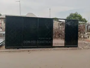 Lesser Cut Gate