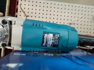 Makita Heavy Duty Grinder 2200 W