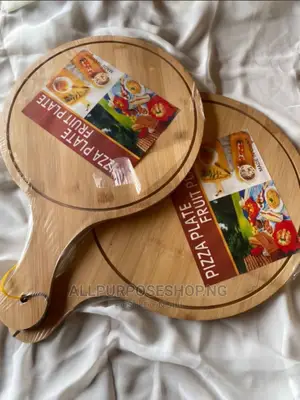 Round Pizza Plates