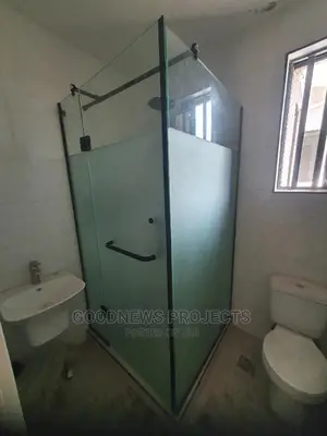 Bathroom Tempered Hinge Glass Cubicle