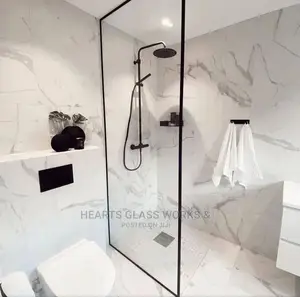 Shower Fixed Door With Black Matt Accessories