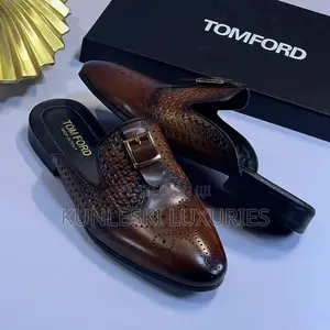 Original Tomford Men Leather Half-Shoe Available
