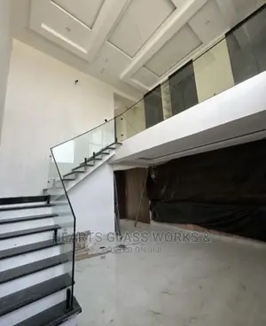 10mm Transparent Glass With Aluminum Hand Railings