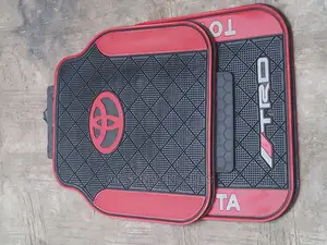 5 Pieces Costumize Toyota Floor Mat
