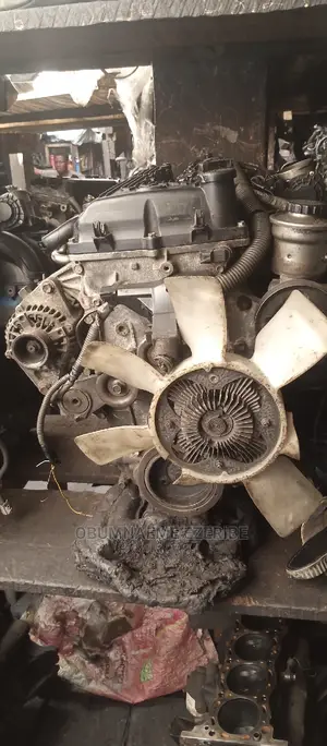 This Is a Direct Japanese Engine for Toyota Hilux,Prado (2tr