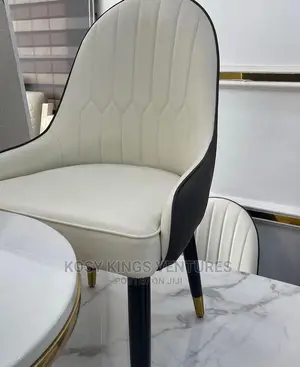 Luxurious Marble Dinning Set