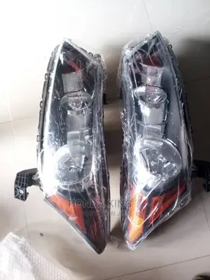 Headlights Honda Accord 08-011 Models (America Spec)