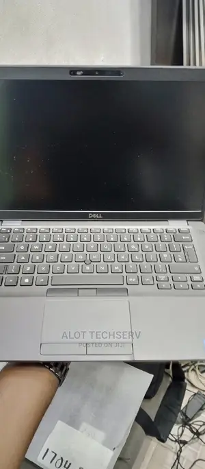 Laptop Dell Latitude 5400 16GB Intel Core i7 SSD 256GB