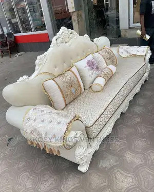 Luxurious Royal Sofa Chair Set