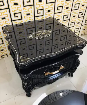 High Quality Royal Side Table