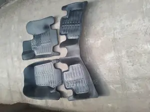Mercedes Benz GLK Luxury Floor Mat (Waterproof)