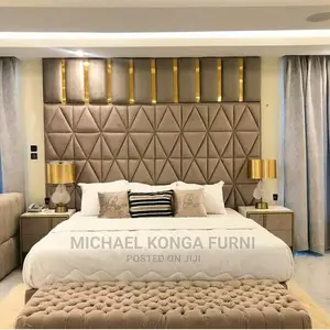 Luxurious Wall Clapped Bed