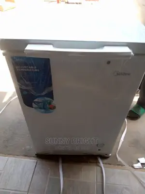 Midea Table Top Fridge 100liters