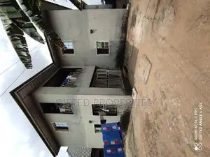 Spacious 20units of Self-Contained Hostel