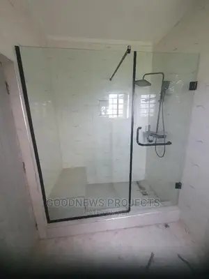 Master Frameless Shower Glass