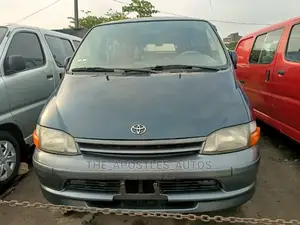Toyota HiAce 2002 Blue