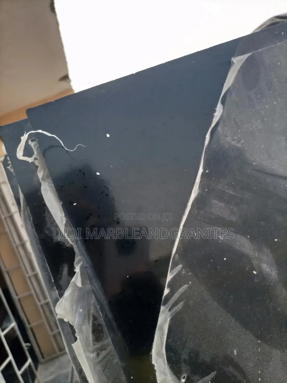 Quartz Black