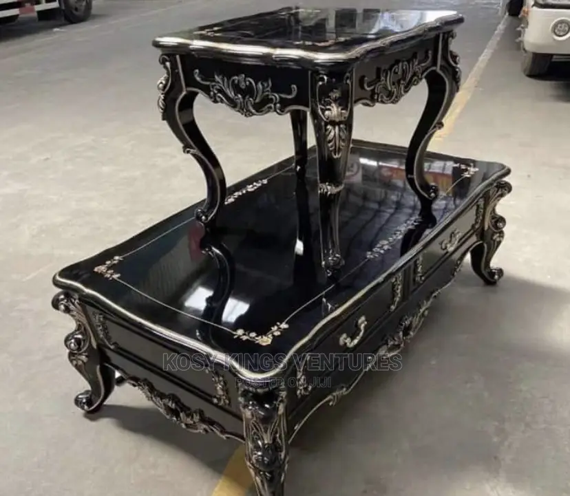 Luxurious Royal Centre Table With Two Side Stools