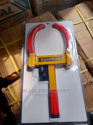 Heavy Duty Anti-Theft Car Wheel Clamp With Keys