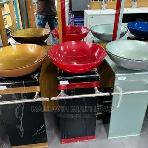 Glass Dinning Basins With Mirrors