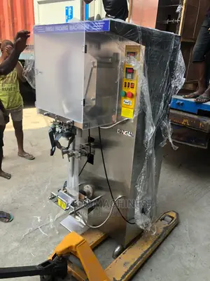Automatic Pure/Sachet Water Factory Equipments