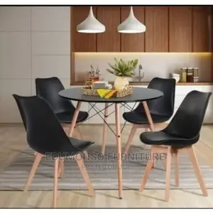 Dinning Table With 4 Chairs