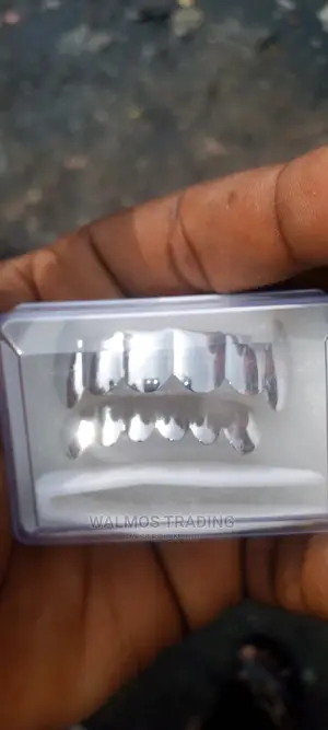 Teeth Grills Gold Silver.